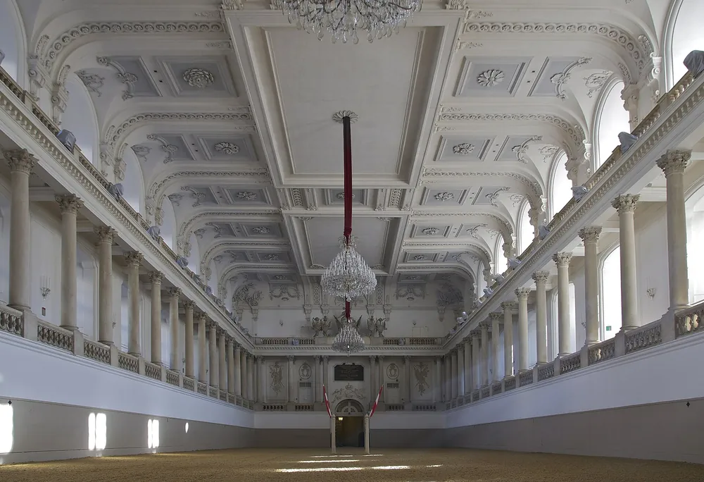 Picadero de invierno de la Escuela Española de Viena, sede histórica de la doma clásica